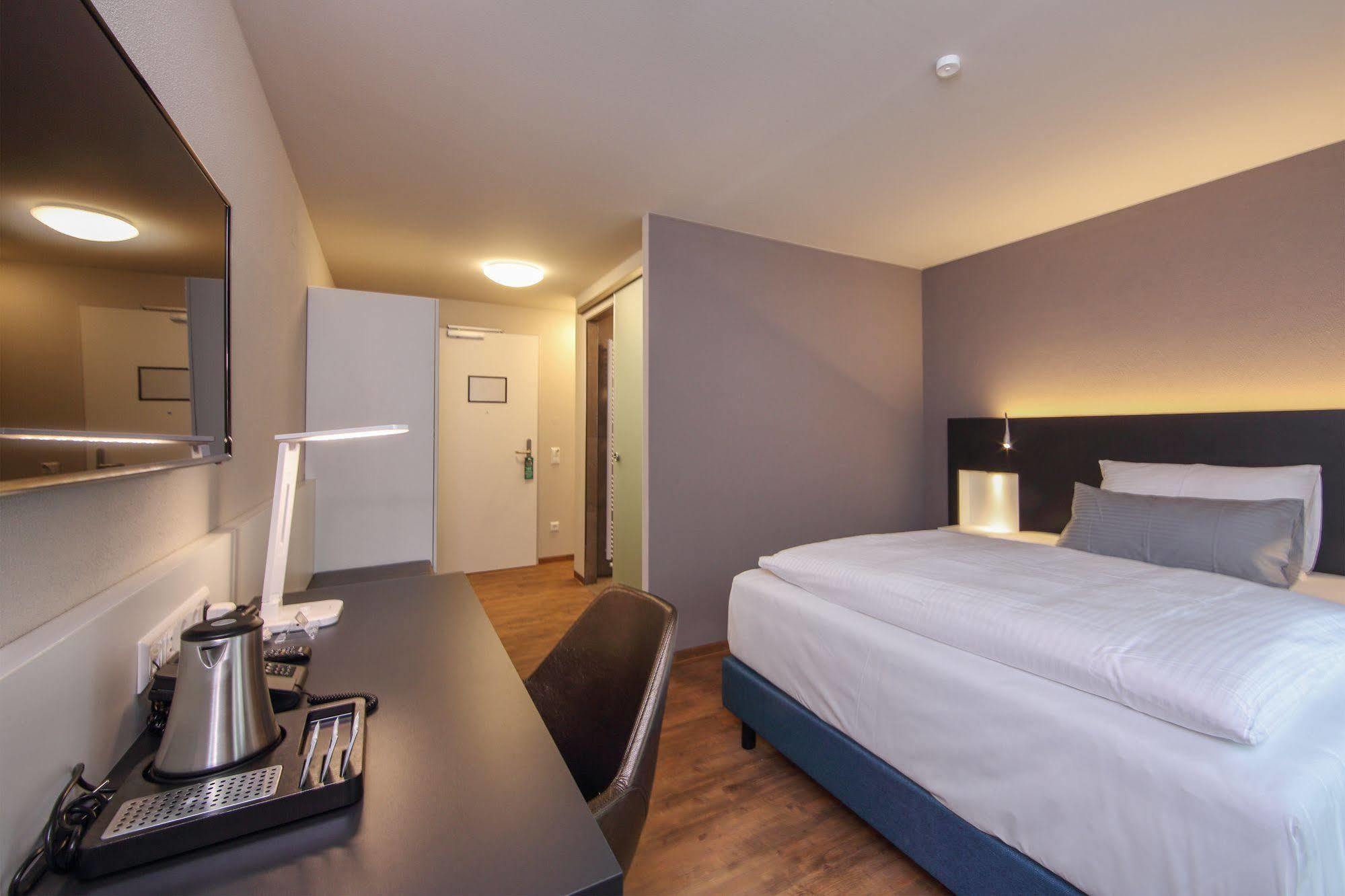 Design & Lifestyle Hotel Estilo Aalen Luaran gambar