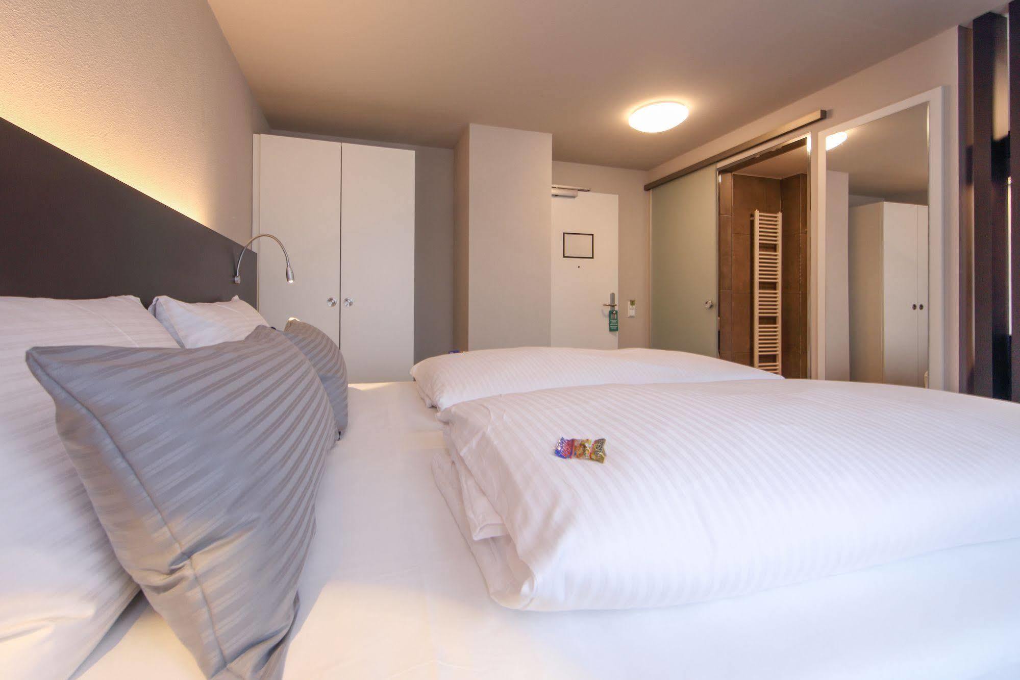 Design & Lifestyle Hotel Estilo Aalen Luaran gambar