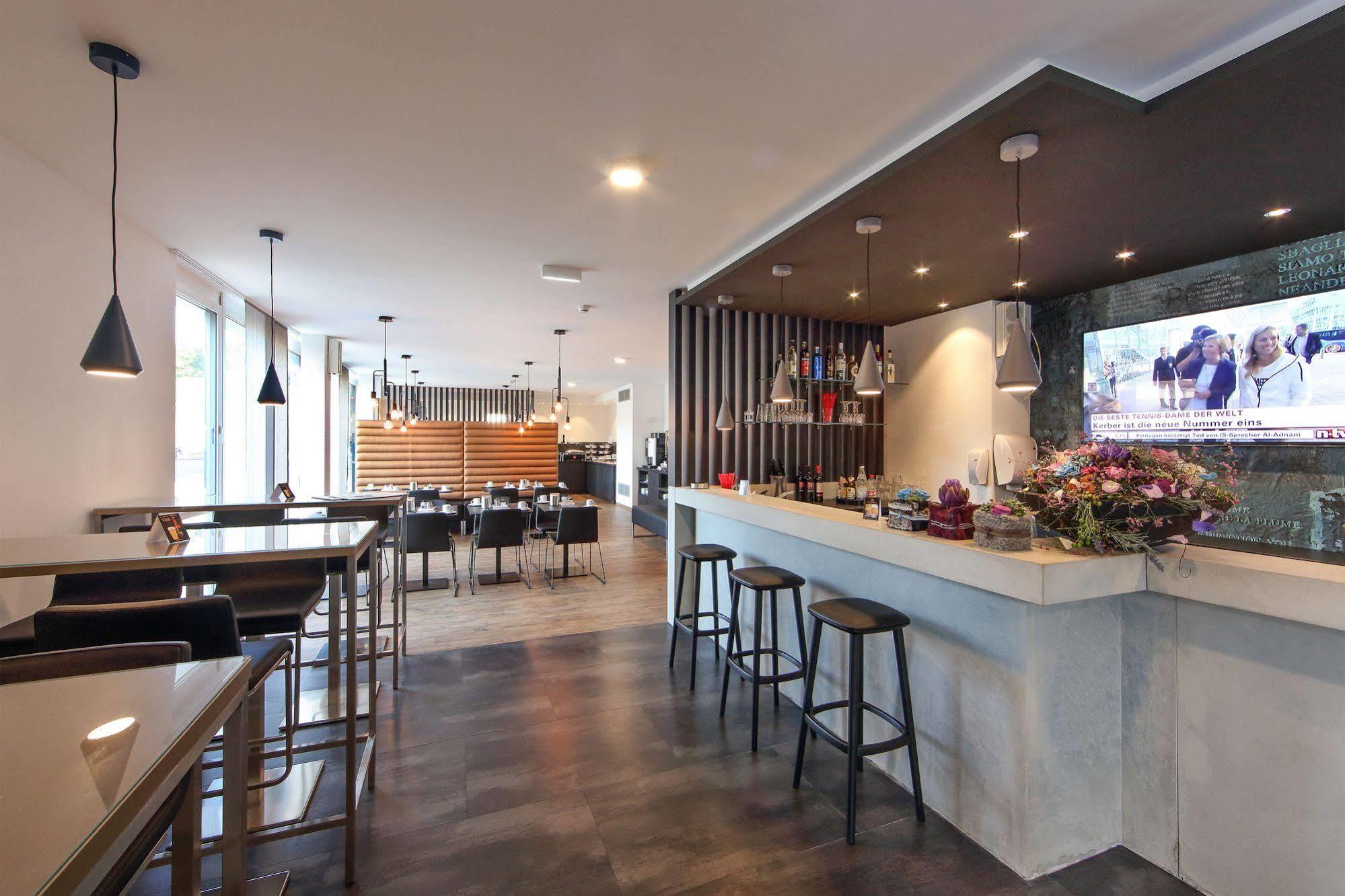 Design & Lifestyle Hotel Estilo Aalen Luaran gambar